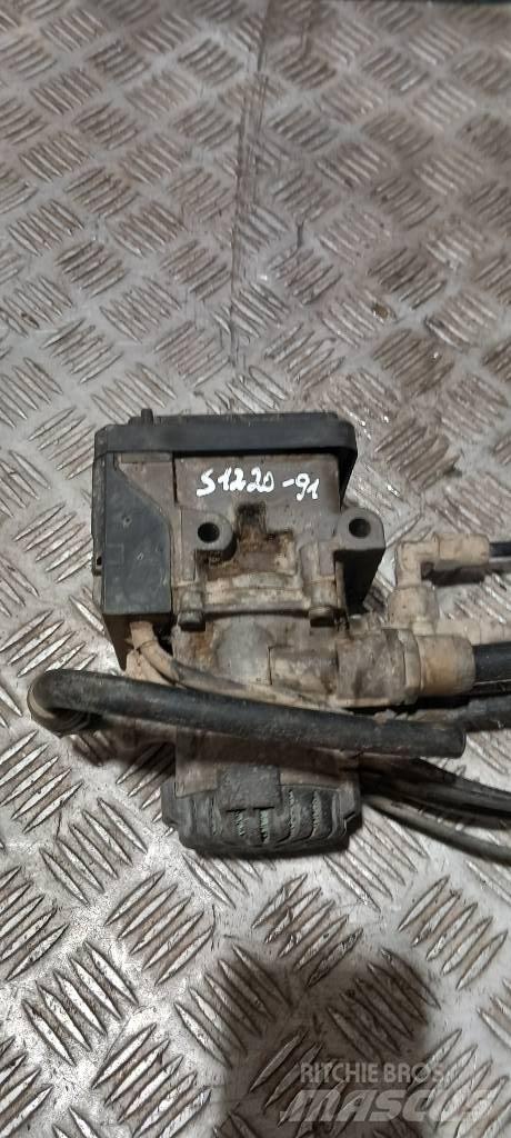 Scania G 400   1879275 Bremser