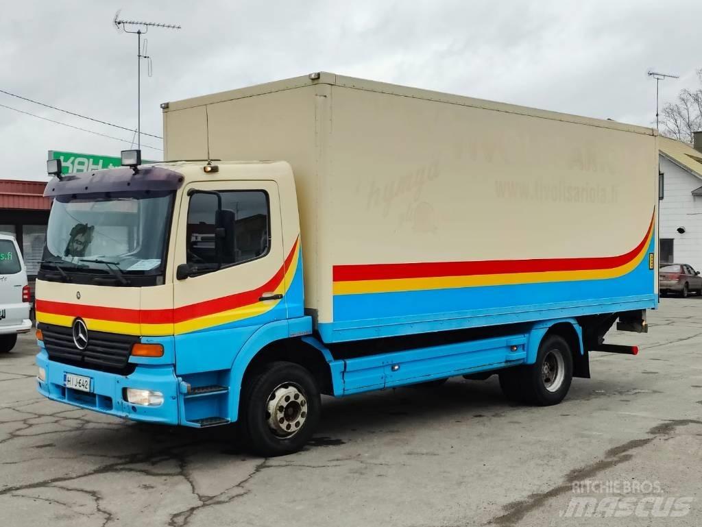 Mercedes-Benz 1223 Skapbiler