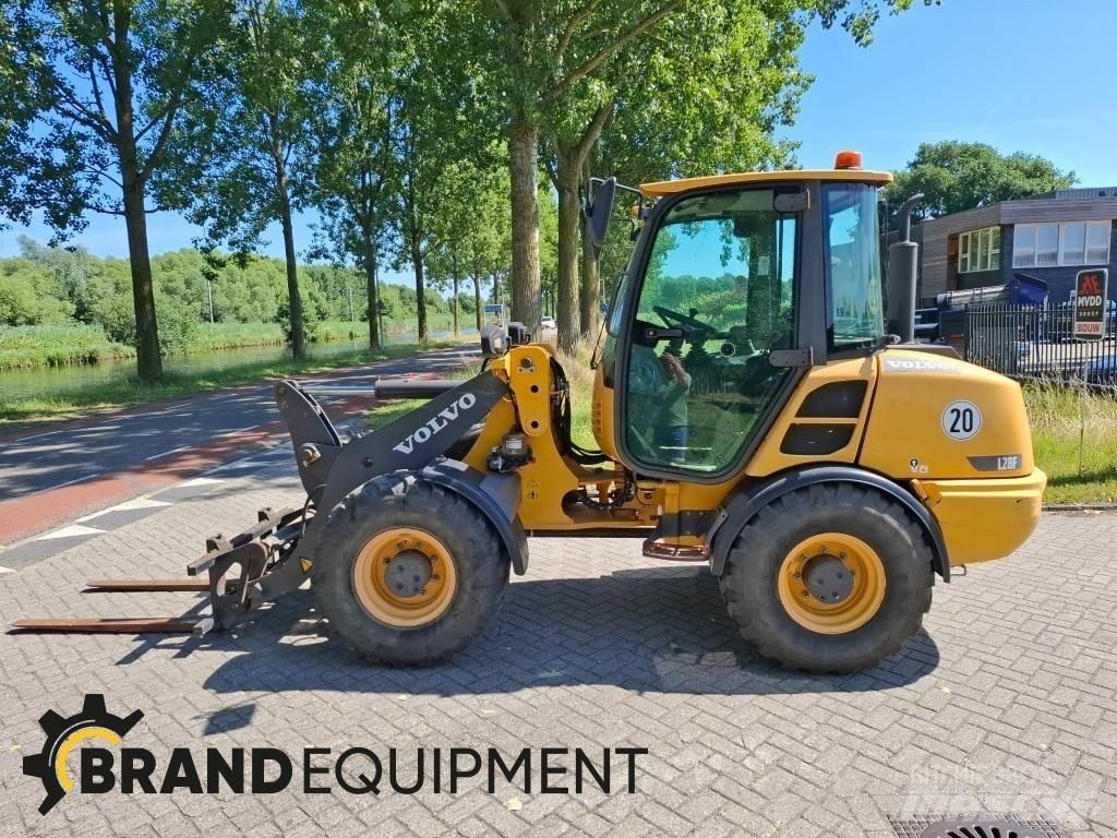 Volvo L28F Hjullastere