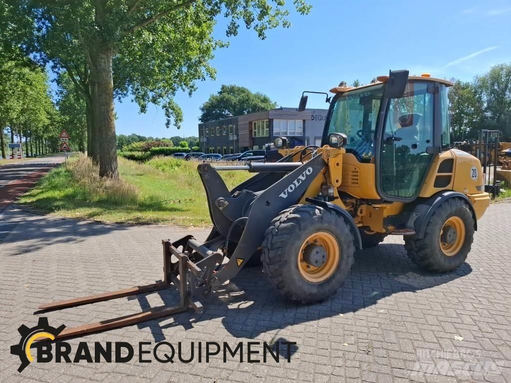 Volvo L28F Hjullastere
