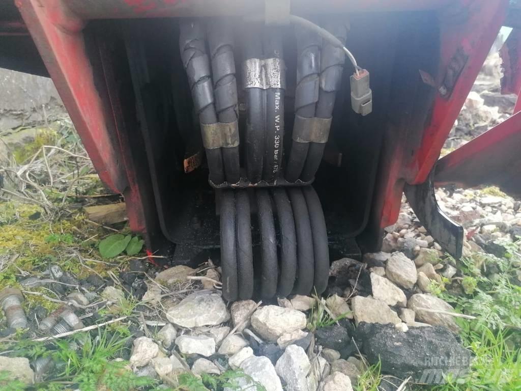 Manitou MT 1740 arm Bommer og stikker