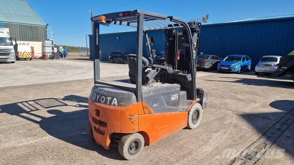 Toyota 8 FBMT 30 Elektriske trucker