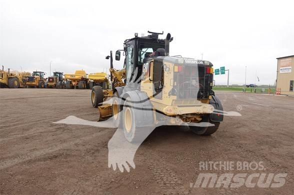 CAT 140M AWD Veihøvler