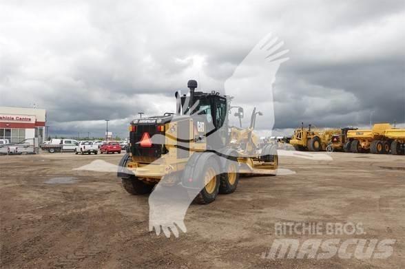 CAT 160M Veihøvler