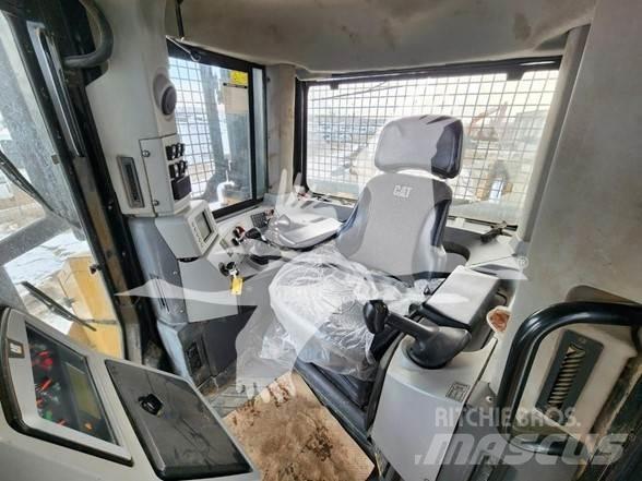 CAT D8T Dozere Beltegående