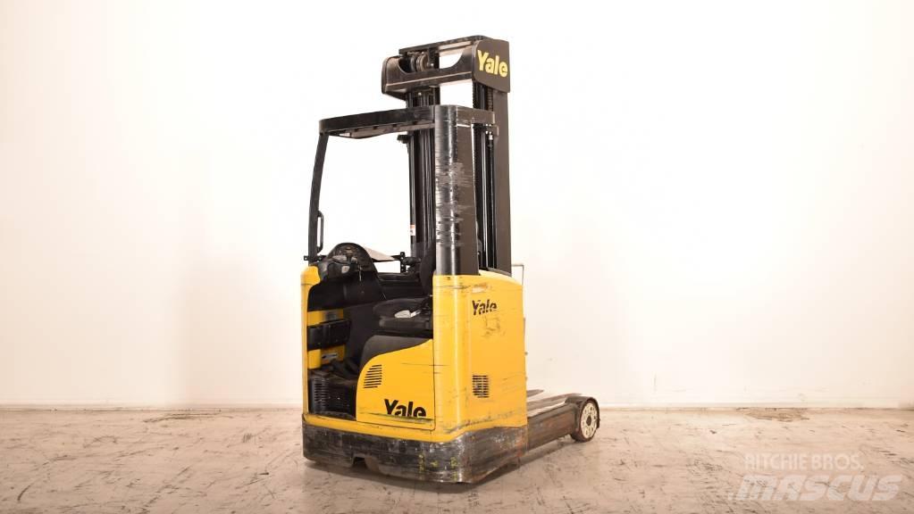 Yale MR 14 Skyvemasttruck