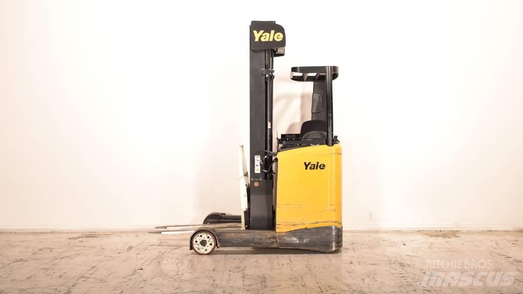 Yale MR 14 Skyvemasttruck