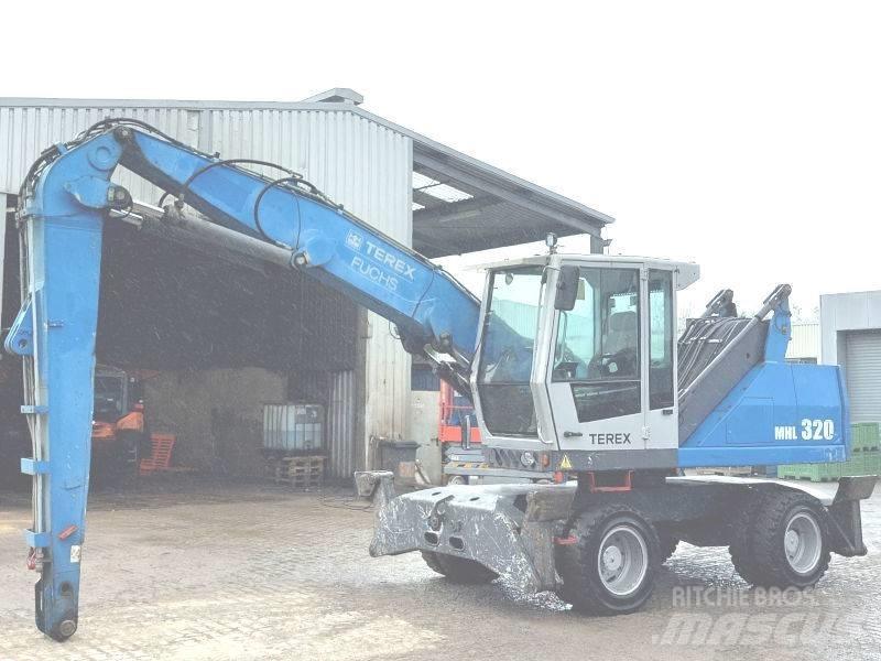 Fuchs MHL 320 D Gravemaskiner for avfallshåndtering