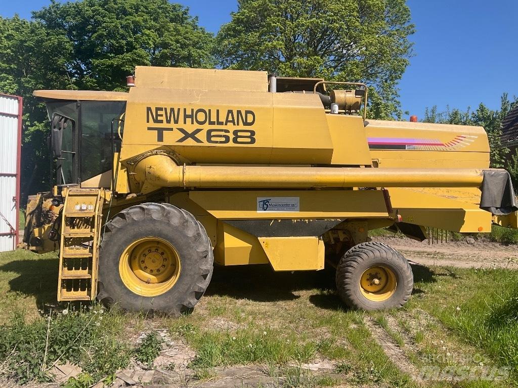 New Holland TX 68 Skurtreskere
