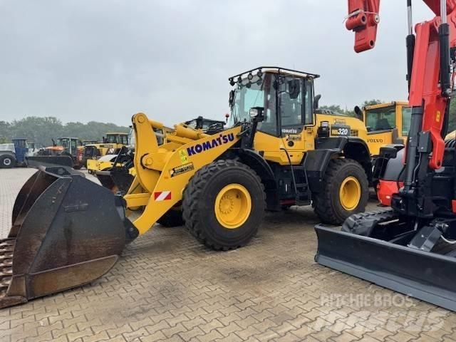 Komatsu WA 320 Hjullastere