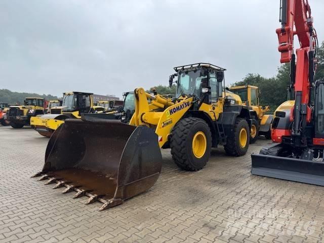 Komatsu WA 320 Hjullastere