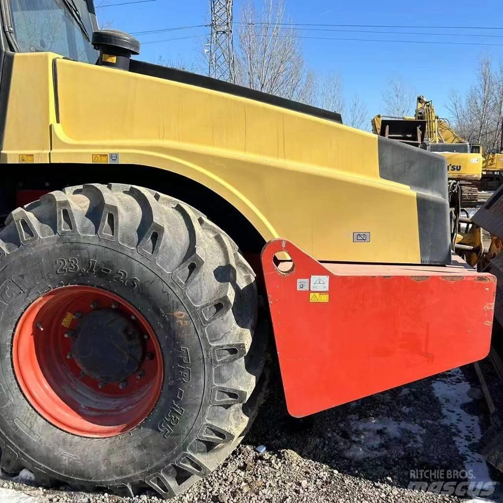 Dynapack CA702 Valsetog