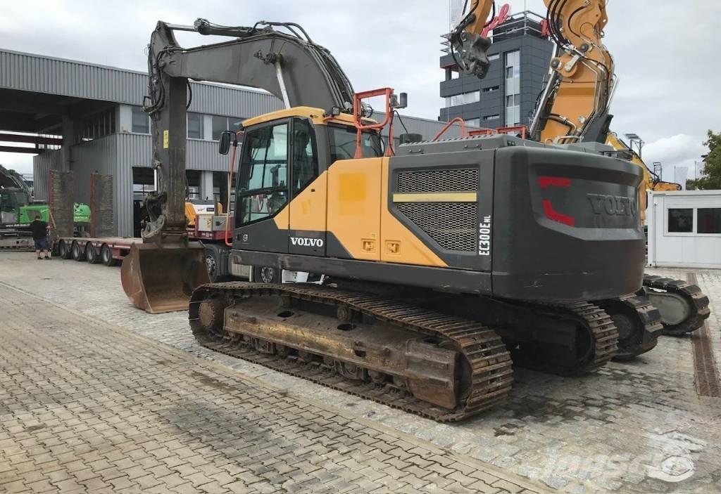 Volvo EC 300 E Beltegraver