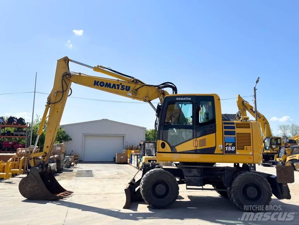 Komatsu PW 158-11 Hjulgravere