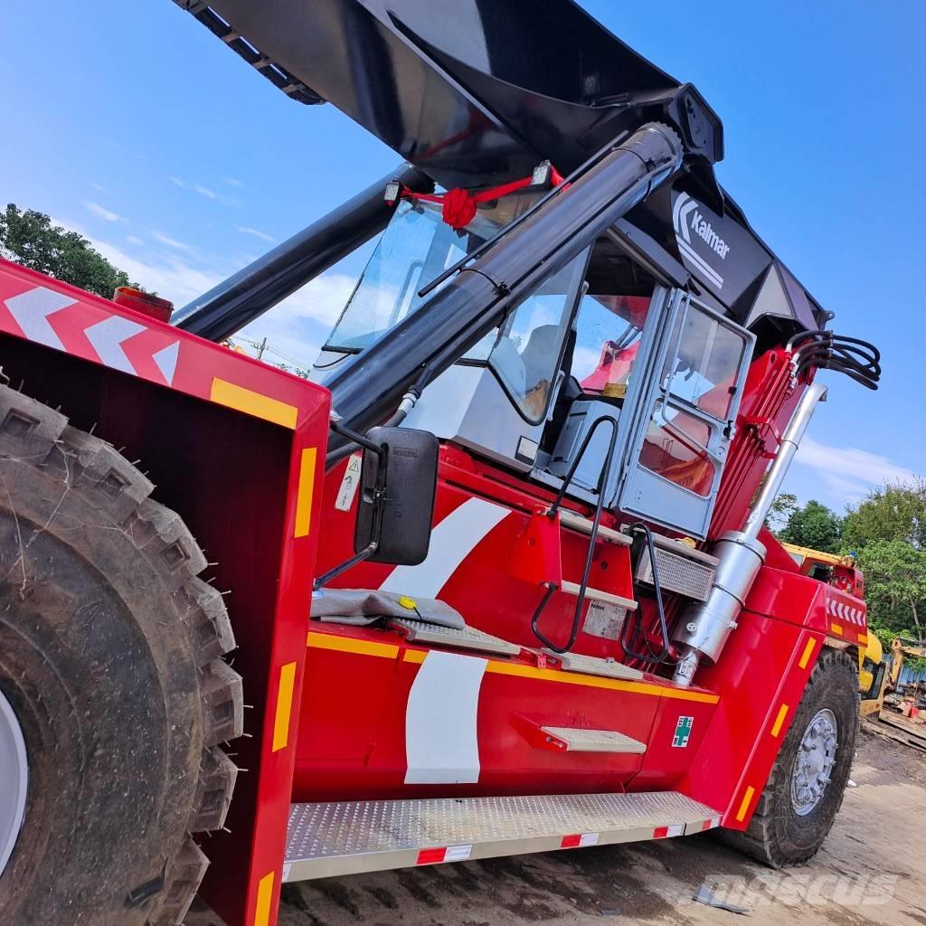 Kalmar DRF 450 Reachstackere