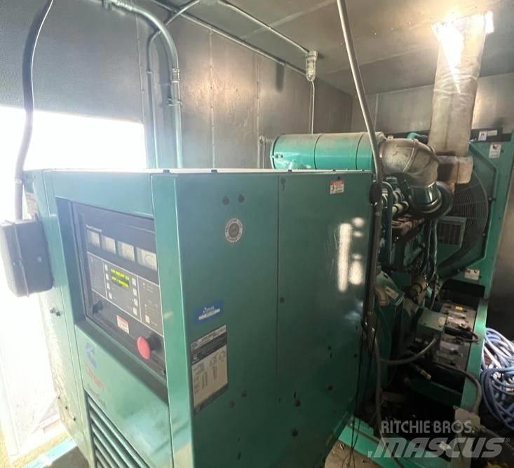Cummins KTA19 Diesel Generatorer