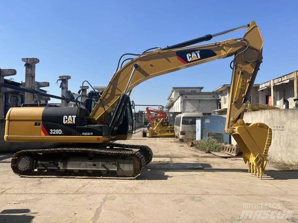 CAT 320 D Beltegraver