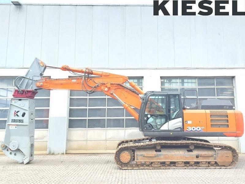 Hitachi ZX 300 LC-6 Gravemaskiner for riving