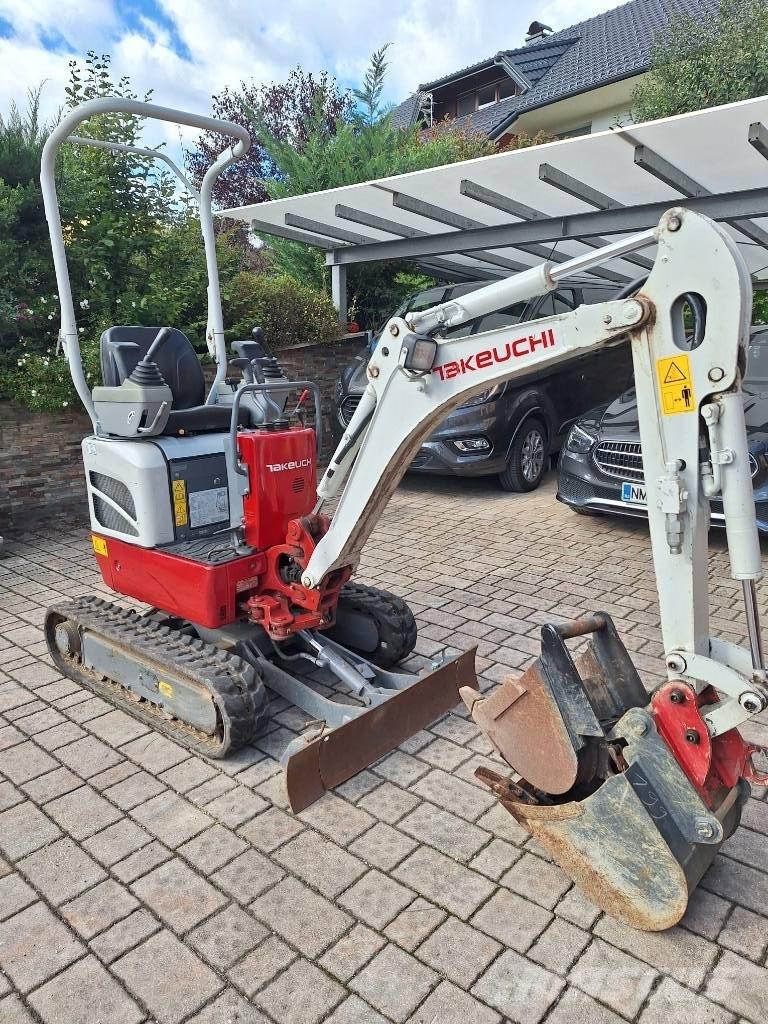 Takeuchi TB 210 R Minigravere <7t