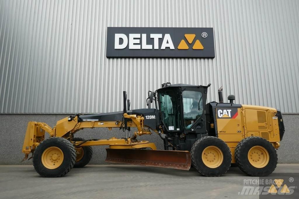 CAT 120M2 Veihøvler