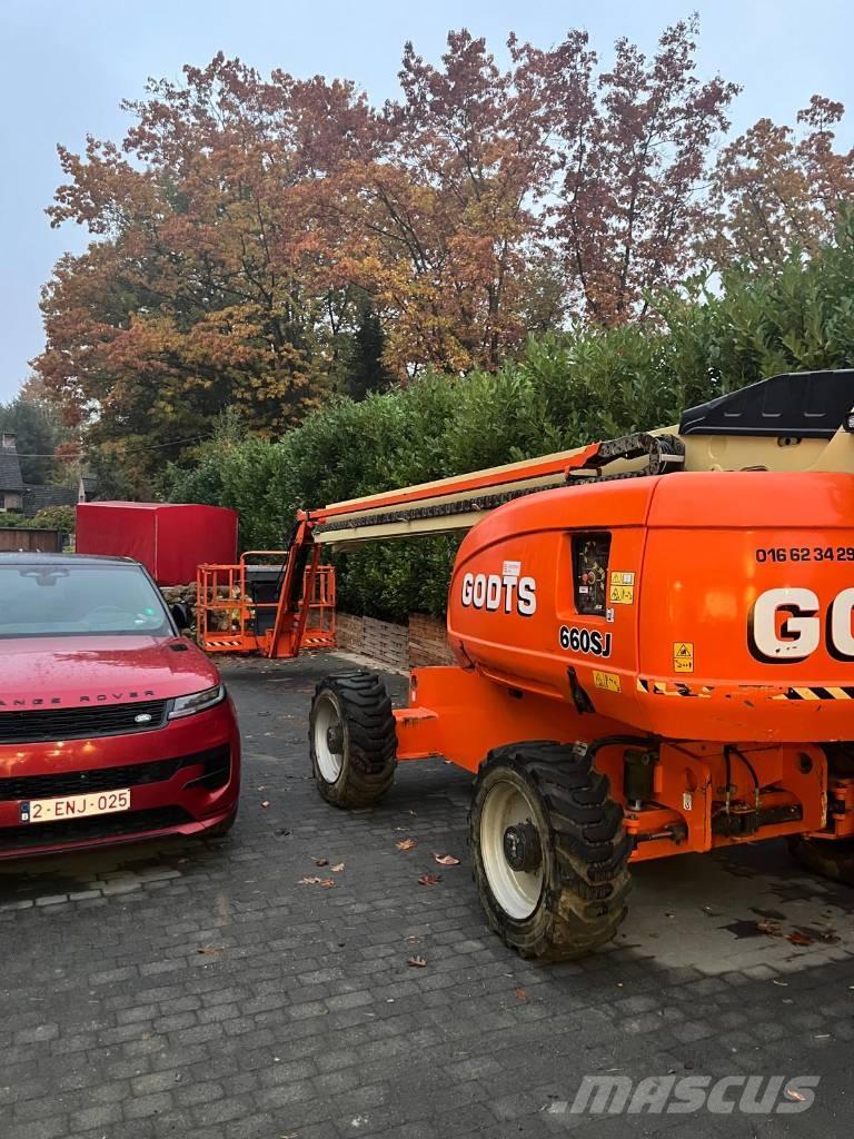 JLG 660SJ Teleskop bomlifter