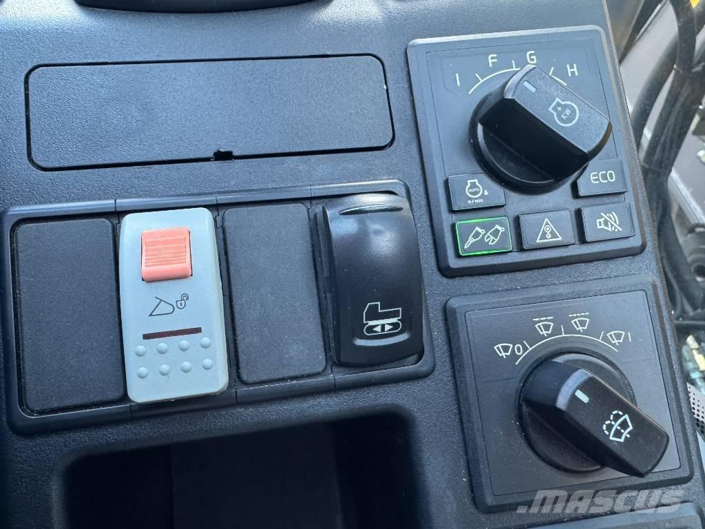 Volvo ECR 235 E Beltegraver