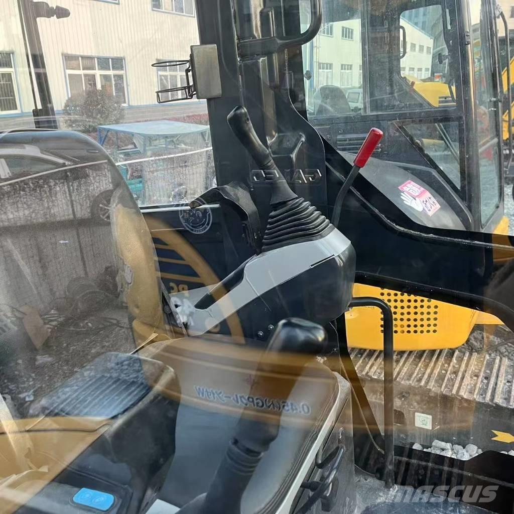 Komatsu PC 35 MR Minigravere <7t