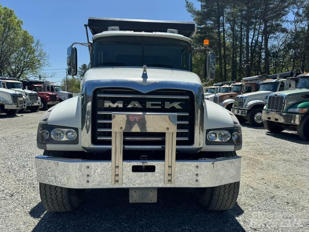 Mack GU713 Tippbil