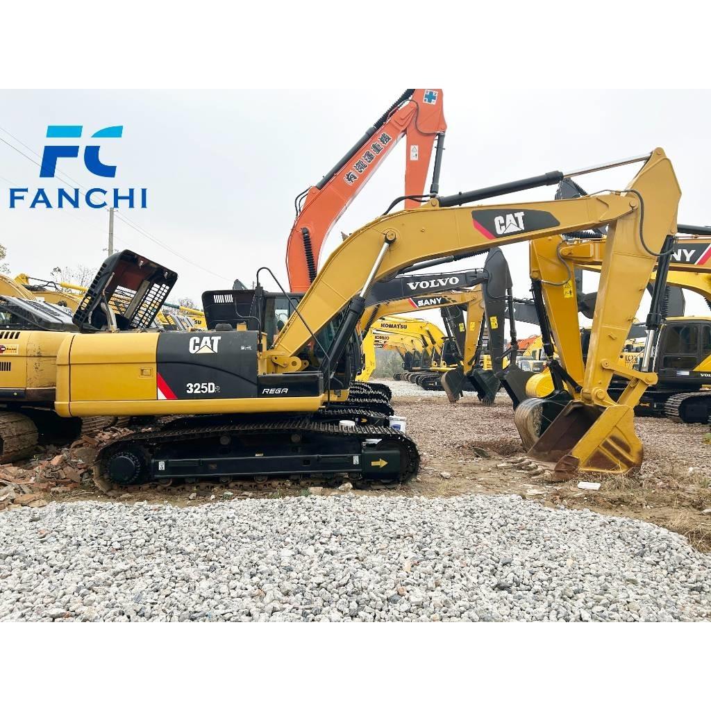 CAT 325 D Beltegraver