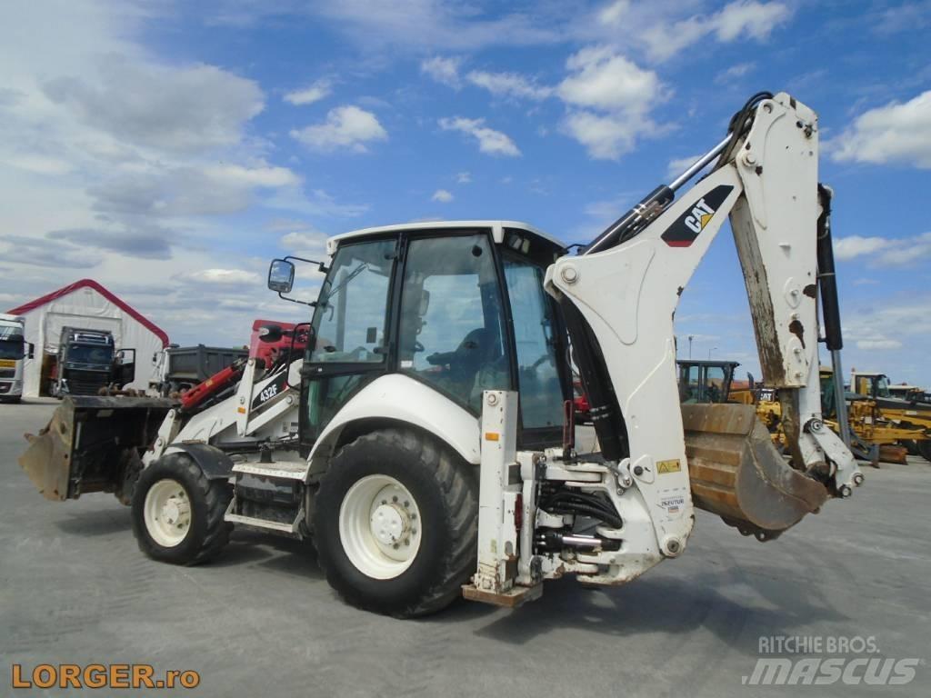 CAT 432 F Traktorgravere