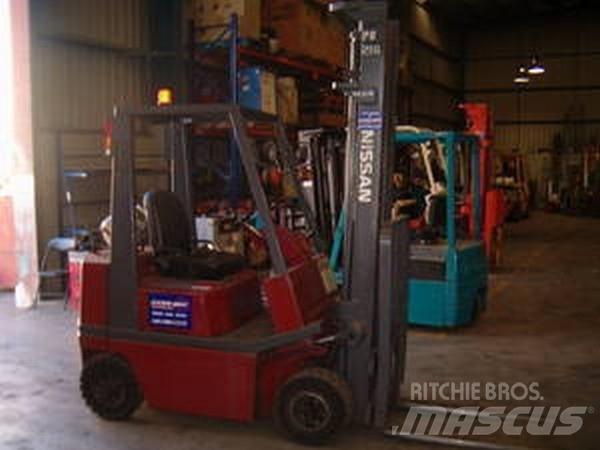 Nissan KAH01A18V Gaffeltrucker - Annet