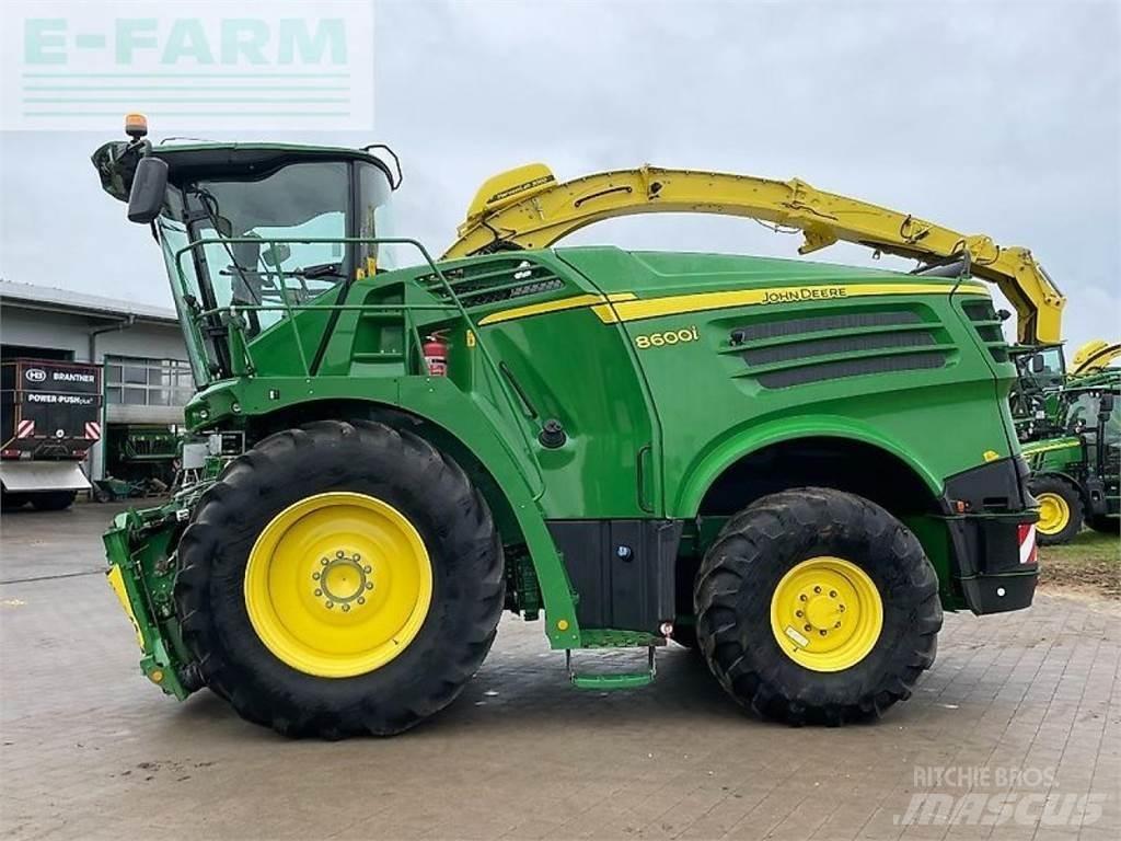 John Deere 8600 Selvdrevne fôrhøstere