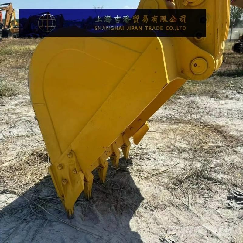 Komatsu PC 210 Beltegraver