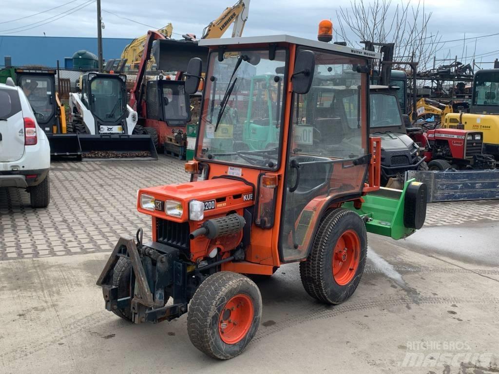 Kubota B 4200 Traktorer