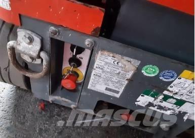 SkyJack SJ 12 Sakselifter