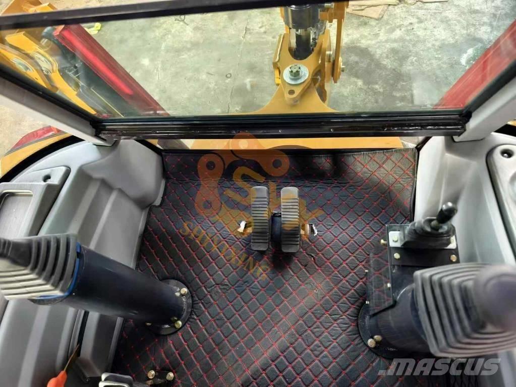 CAT 420 F Traktorgravere