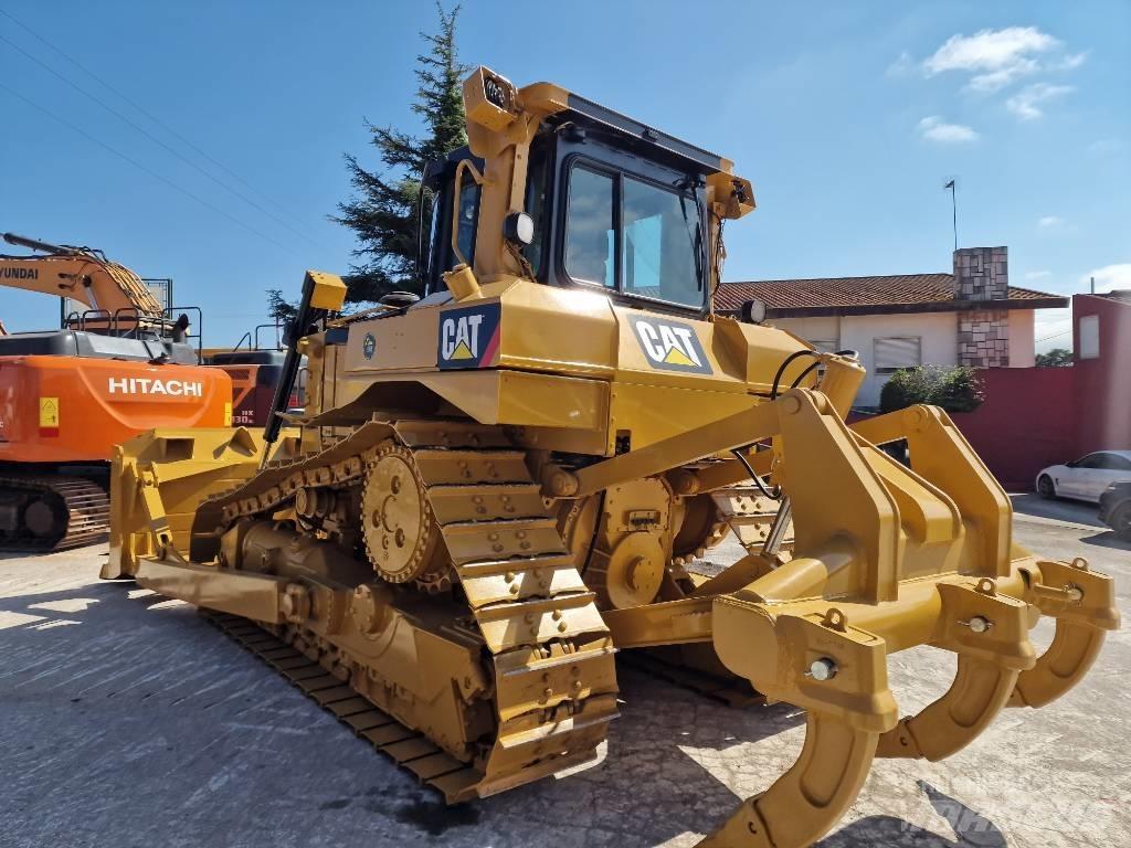 CAT D 6 T XL Dozere Beltegående