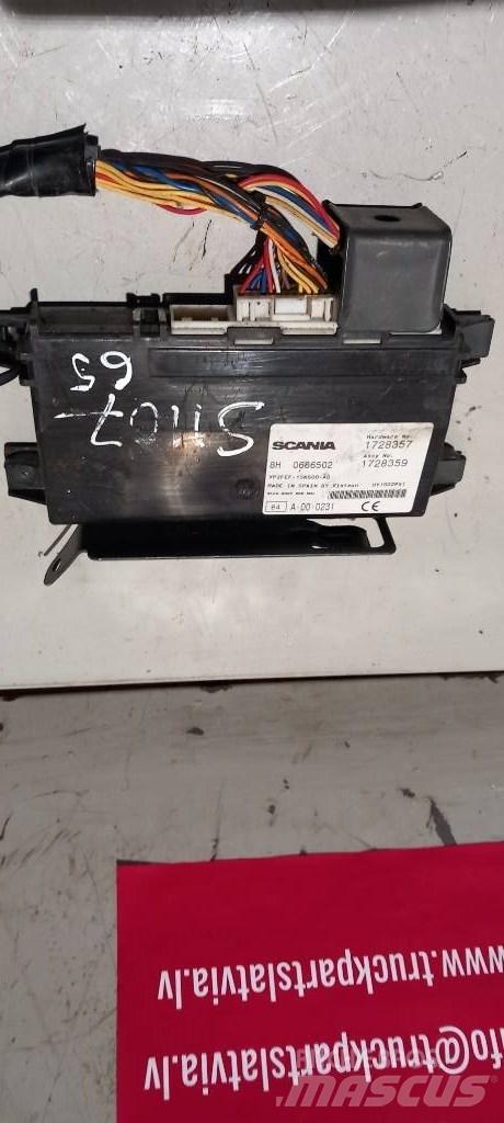 Scania R 440.  1728357 Lys - Elektronikk