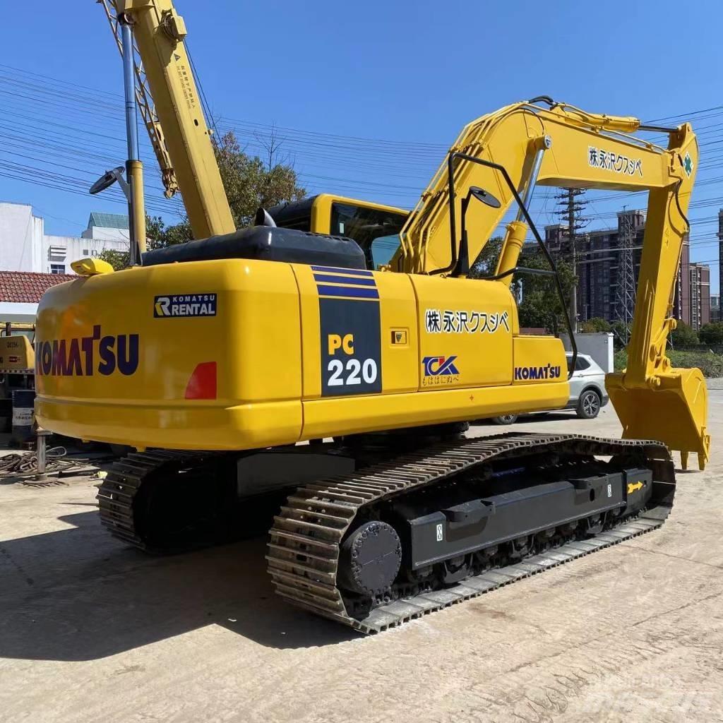 Komatsu PC 220-7 Beltegraver