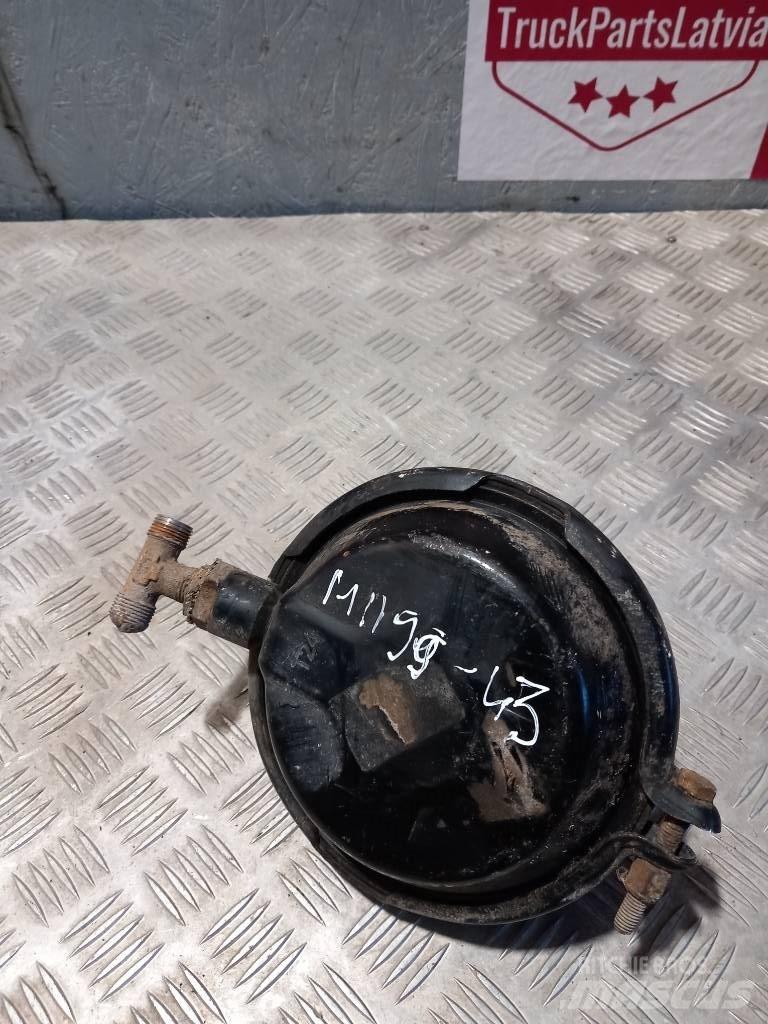 MAN TGM  81511016483 Bremser