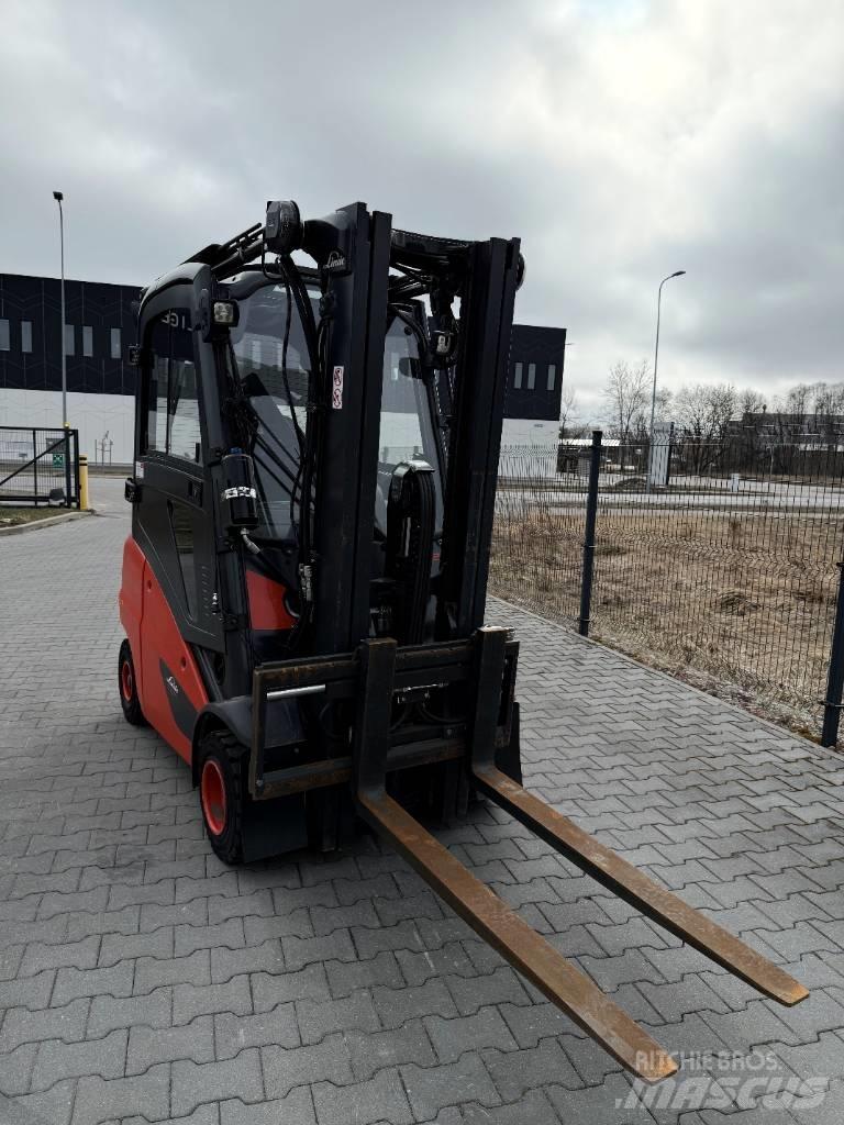 Linde H20D/391-02 Diesel Trucker