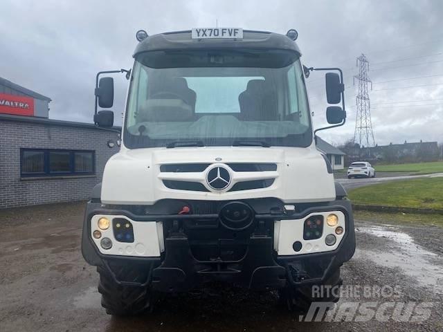 Mercedes-Benz UNIMOG Tippbil