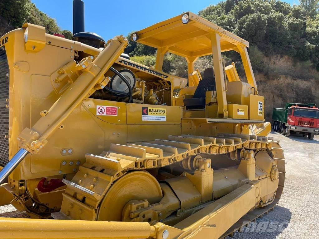 CAT D 9 G Dozere Beltegående