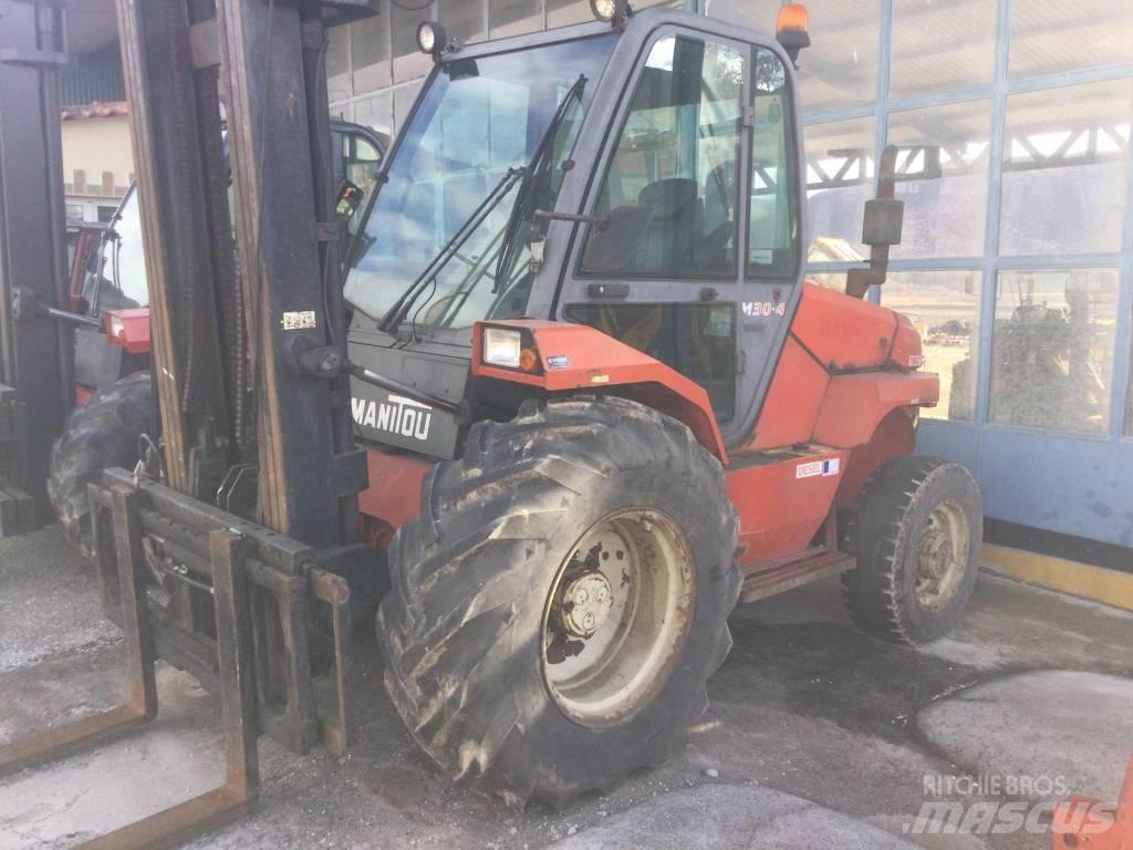 Manitou MC 30-4 Diesel Trucker