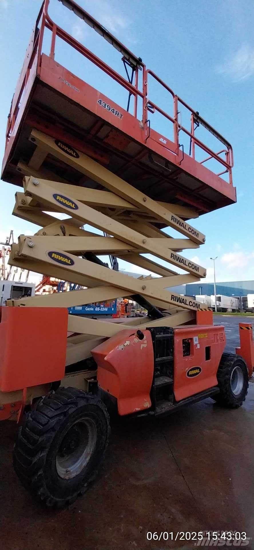 JLG 4394RT Sakselifter