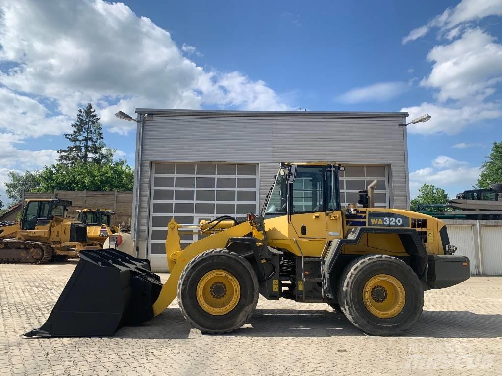 Komatsu WA 320-5H Hjullastere