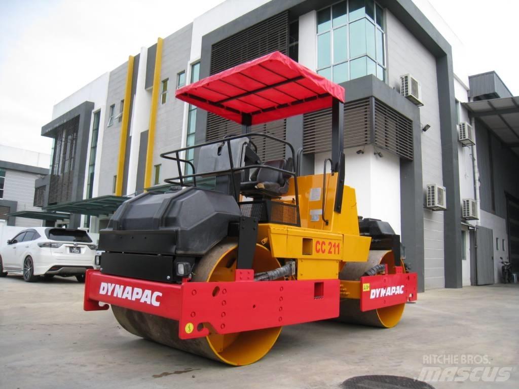 Dynapac CC 211 Tandem Valser