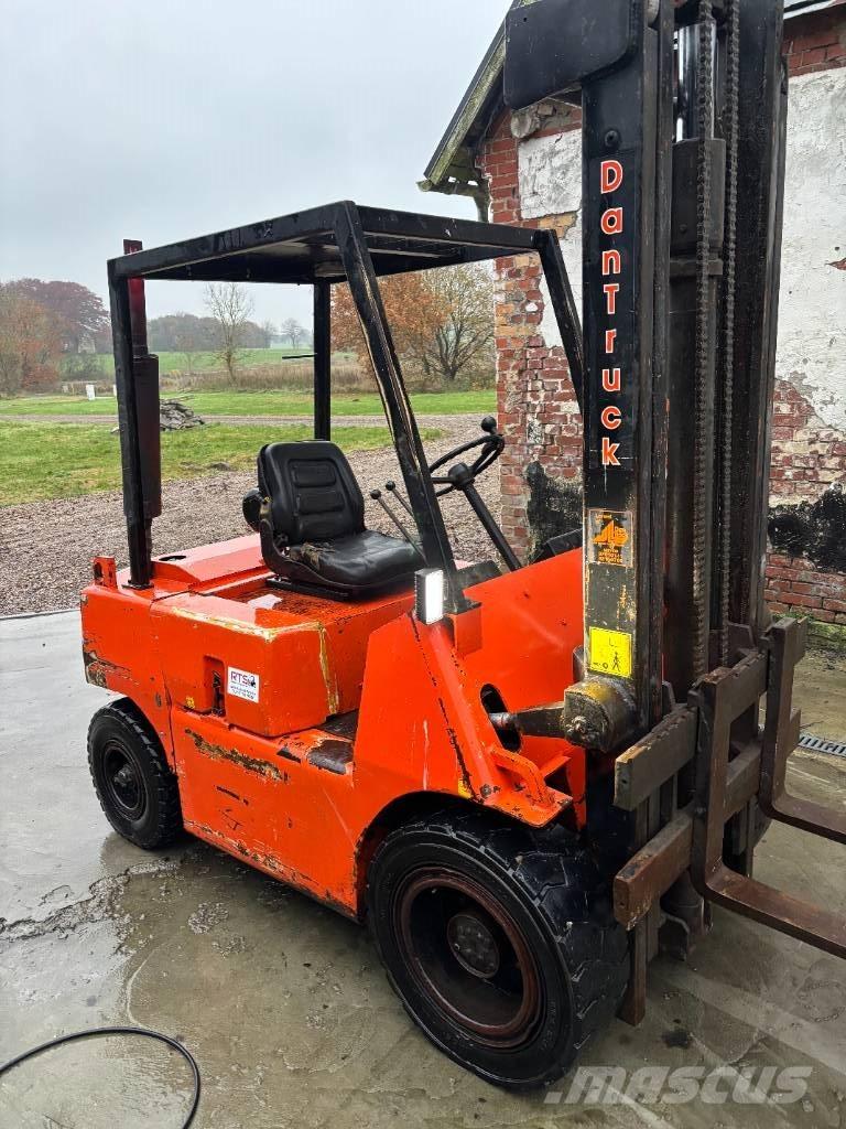 Jelau truck Diesel Trucker