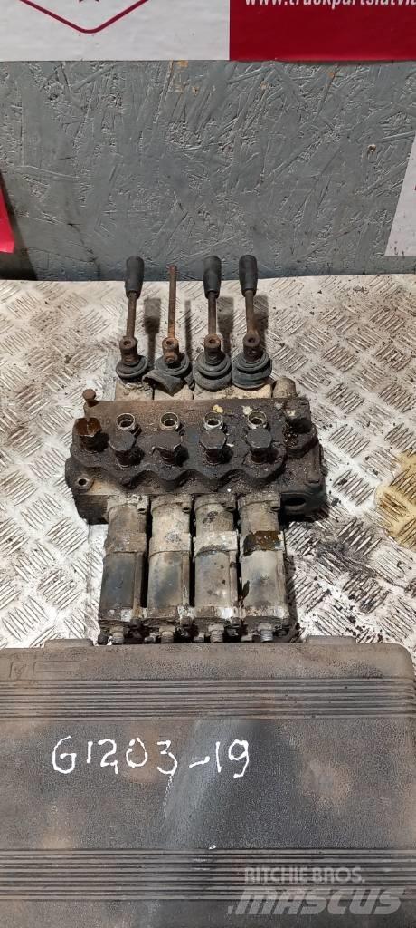 Scania 93 divider Hydraulikk