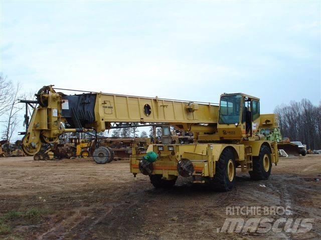 Grove RT 635 C Røff terreng kraner